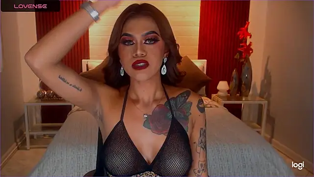 StellaStrong30's Webcam Show