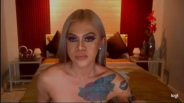 StellaStrong30 Show in webcam