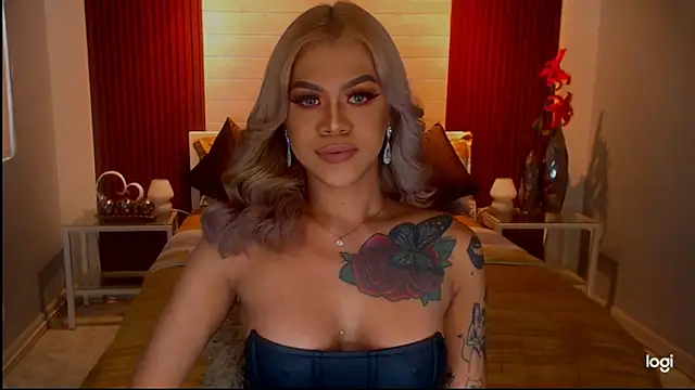 StellaStrong30 Show in webcam