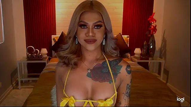 StellaStrong30 webcam show