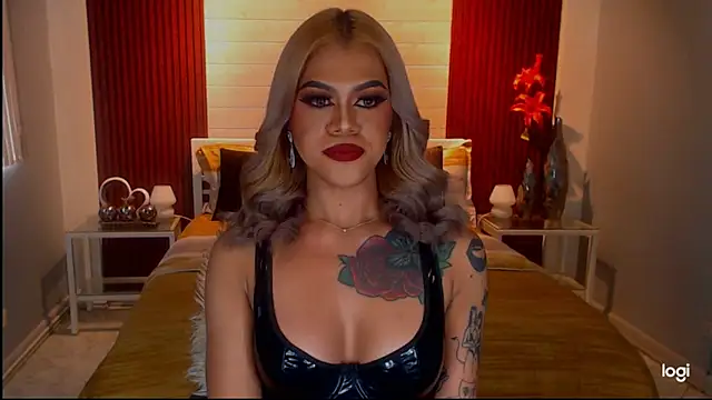 StellaStrong30's Webcam Show