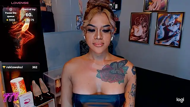 StellaStrong30 Pertunjukan Webcam