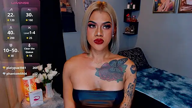 StellaStrong30's Webcam Show