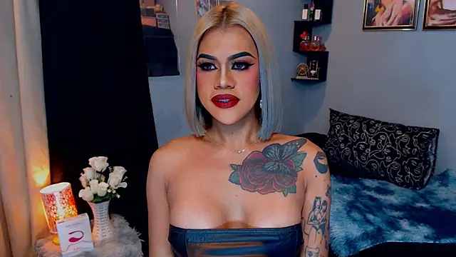 StellaStrong30 Show in webcam