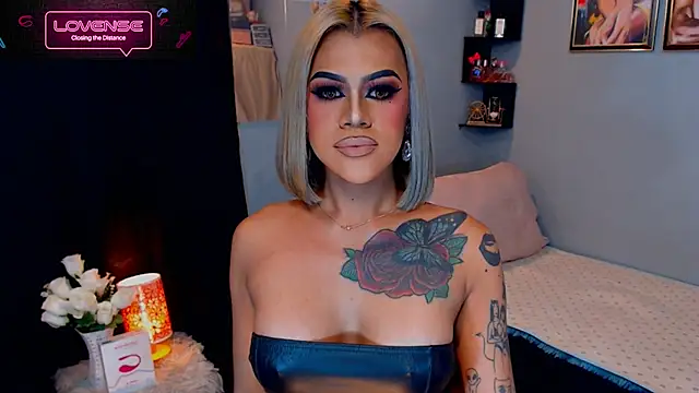 StellaStrong30 Webcam show