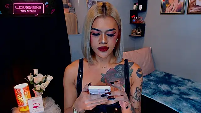 StellaStrong30 Pertunjukan Webcam