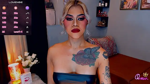 StellaStrong30 Show in webcam