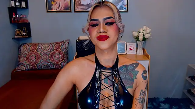 StellaStrong30's Webcam Show