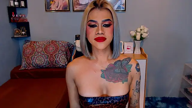 StellaStrong30 webcam show