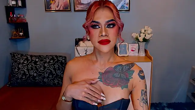 StellaStrong30 – webcam-show
