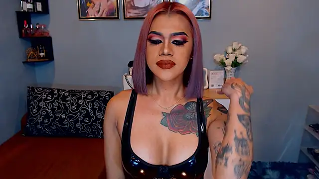 StellaStrong30 Show in webcam