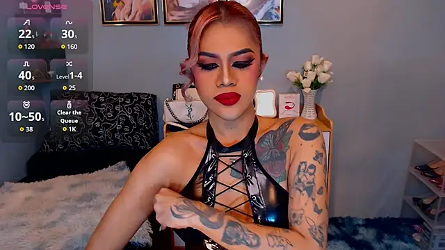 StellaStrong30 webcam show