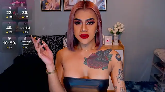 StellaStrong30 Show in webcam