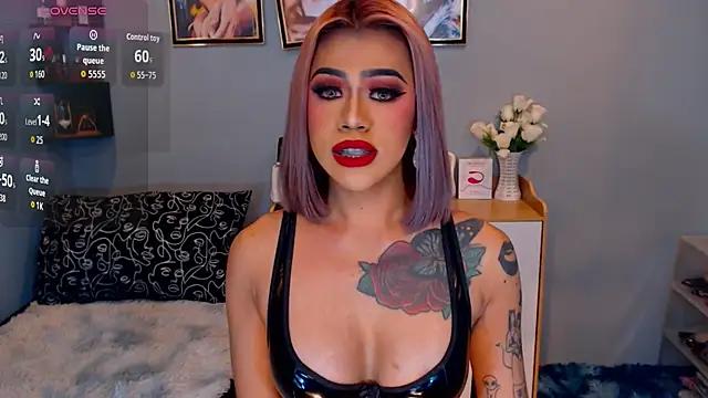 StellaStrong30's Webcam Show