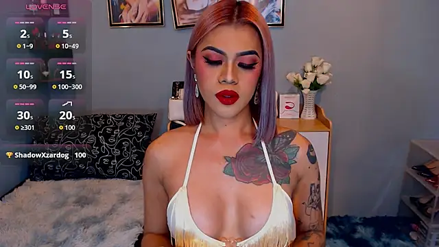 StellaStrong30's Webcam Show