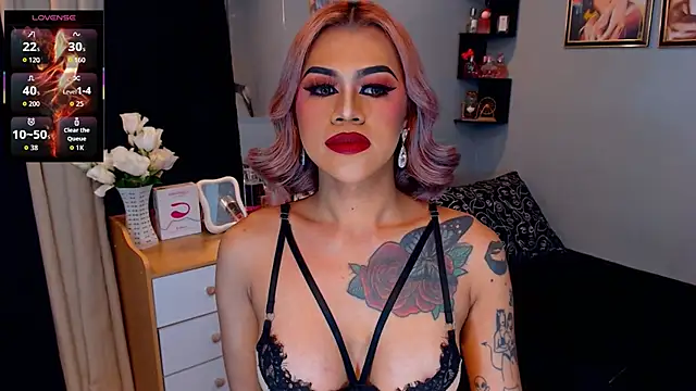 StellaStrong30 Show in webcam