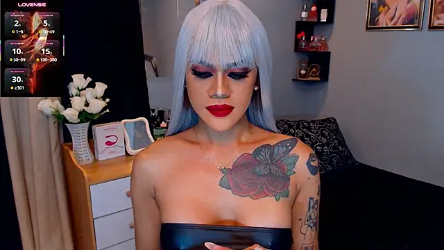 StellaStrong30's Webcam Show