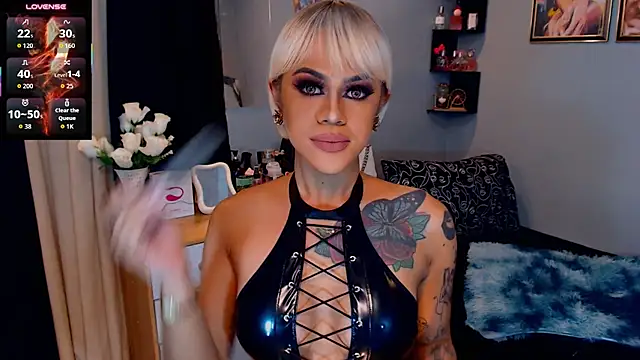 StellaStrong30 webcam show
