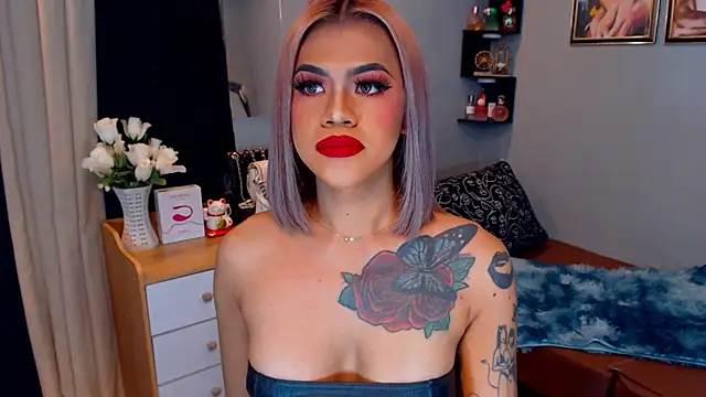 StellaStrong30's Webcam Show