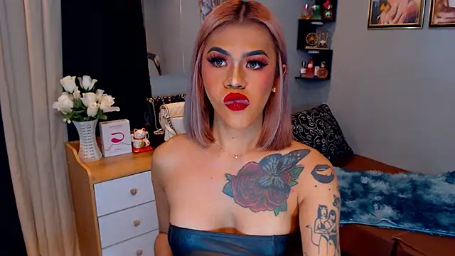 StellaStrong30's Webcam Show