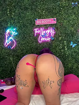 RenaThickAss – Kamerová šou