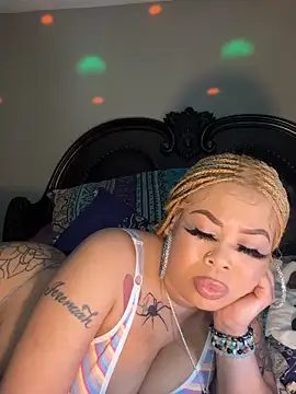 RenaThickAss' Webcam Show