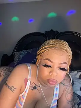 RenaThickAss' Webcam Show