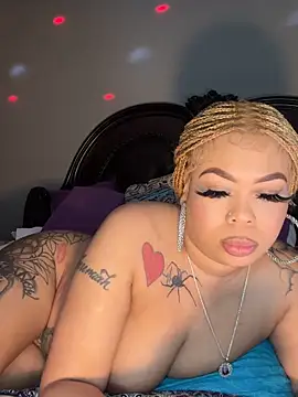 RenaThickAss Show Webcam