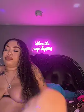 RenaThickAss' Webcam Show