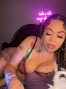 RenaThickAss' Webcam Show
