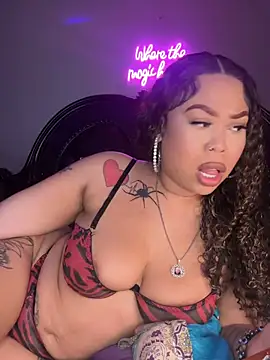 RenaThickAss' Webcam Show