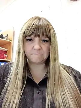 Office_Albertina Chat XXX in diretta