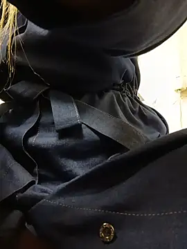 Office_Albertina Webcam Show