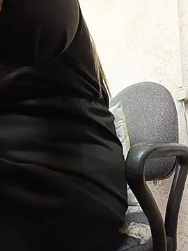 Czat XXX na żywo – Office_Albertina