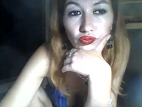Chatroom XXX en direct de Olesja