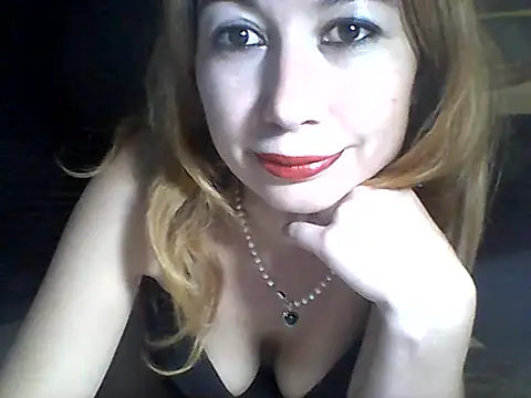 Chatroom XXX en direct de Olesja