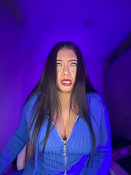 Chat +18 de cami_ortiz__ ao vivo