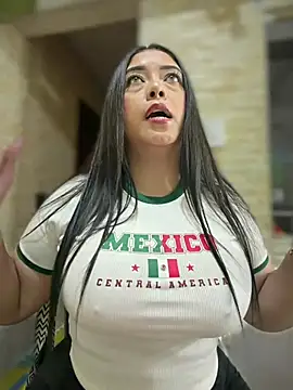 Chat XXX ao vivo de cami_ortiz__