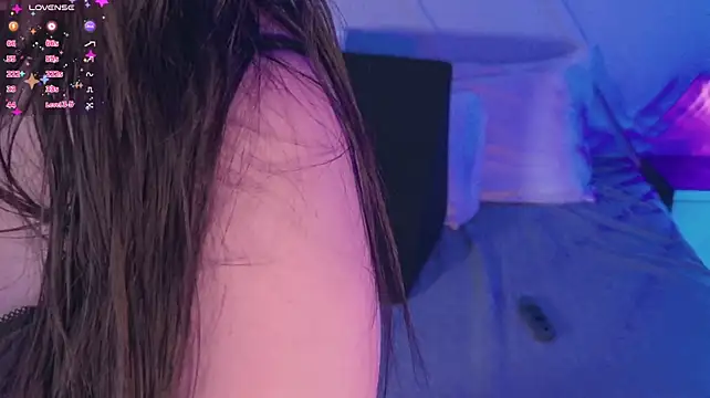emmajohnss' Live XXX Chat