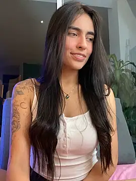 DaphneUwu Pertunjukan Webcam