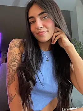 XXX chat uživo modela DaphneUwu