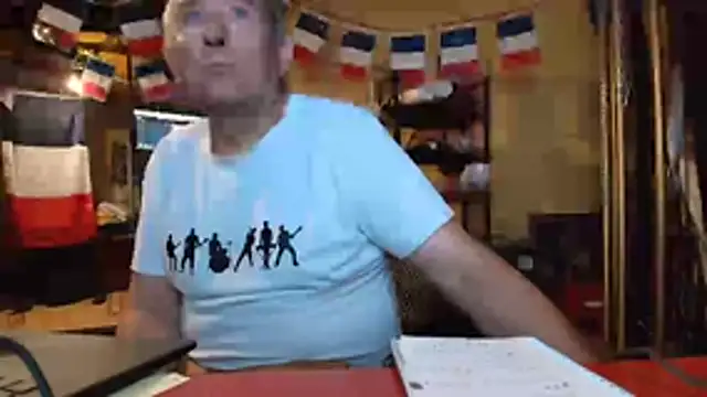 הופעת וובקאם של jeanlulu