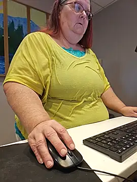 Chat +18 de Hornybbw1978 ao vivo