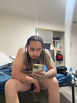 Longmoney444's Webcam Show