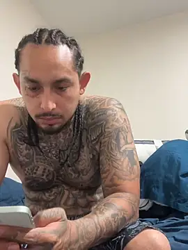 Longmoney444's Webcam Show