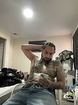 Longmoney444 Шоу с уебкамера