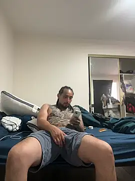 Longmoney444 Show in webcam
