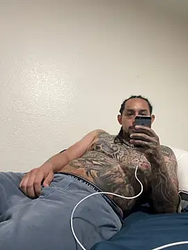 Longmoney444's Webcam Show