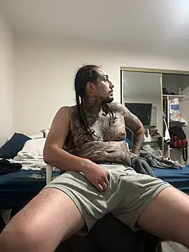 Longmoney444's Webcam Show