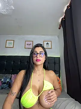 Chat XXX en directo de lovely_violet13